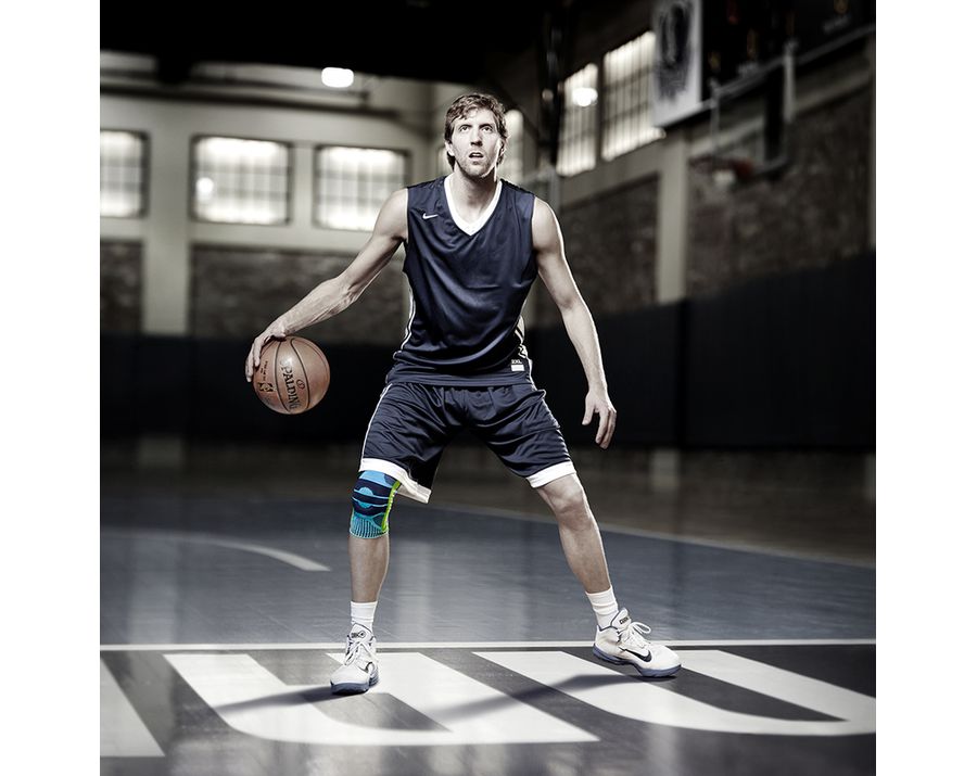 BAUERFEIND Sports Knee Support