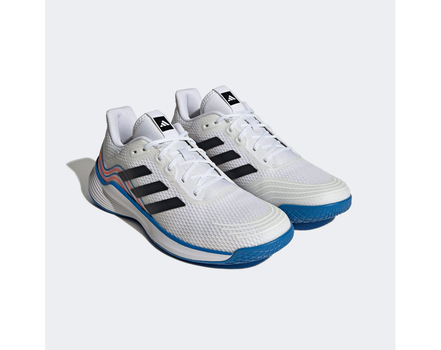 ADIDAS NOVAFLIGHT 排球鞋
