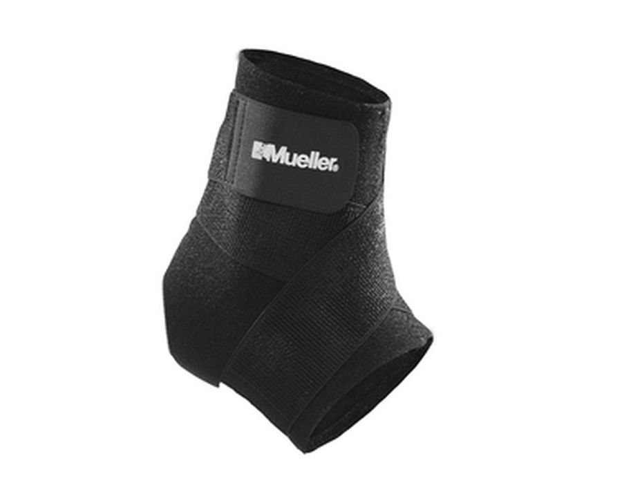 MUELLER Ankle Support with straps