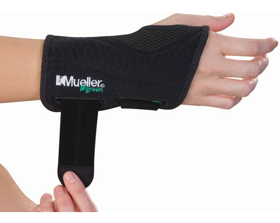 MUELLER Wrist Brace (Left/Right Hand)